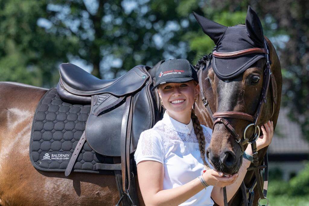 Schabracke online besticken